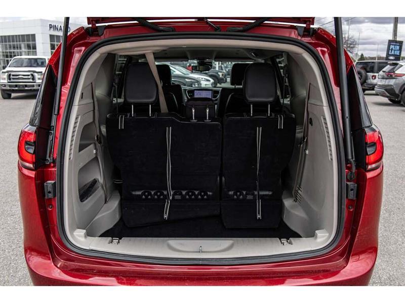 chrysler Pacifica 2024 - 11