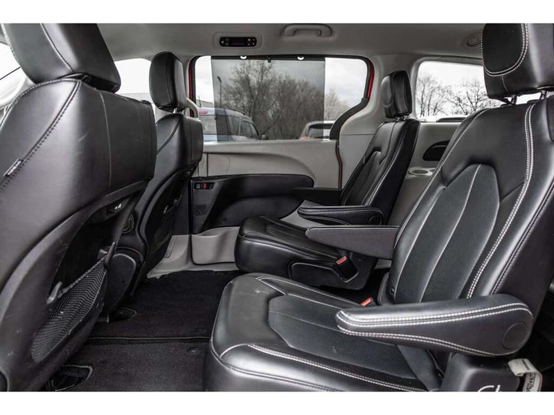 chrysler Pacifica 2024 - 29
