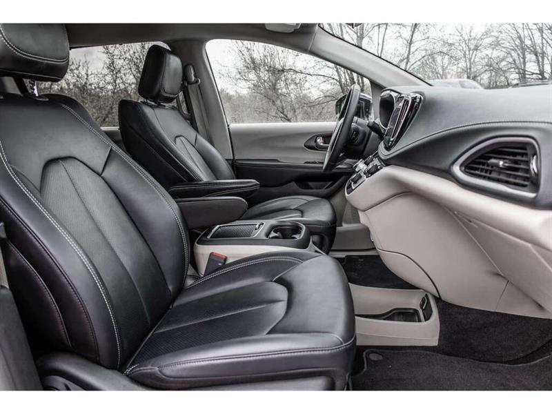 chrysler Pacifica 2024 - 35