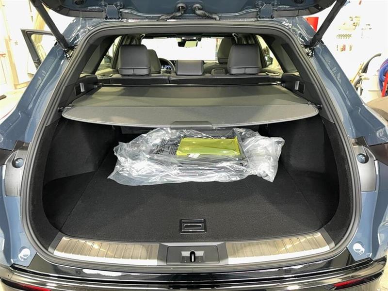 toyota Crown Signia 2026 - 17