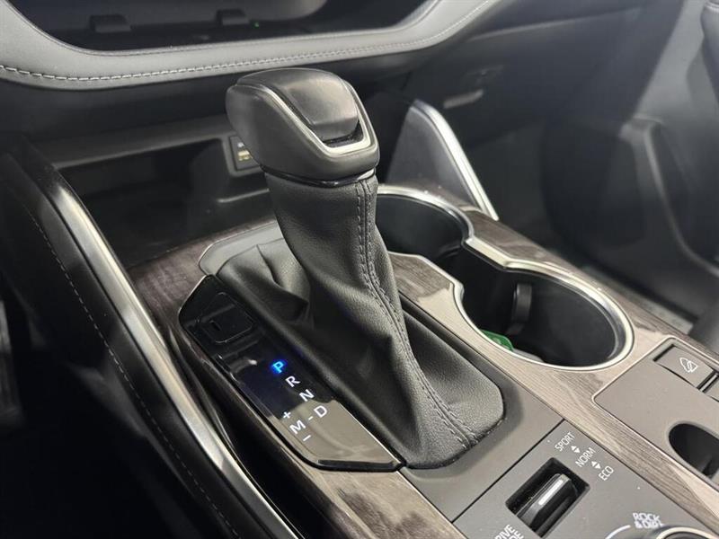 toyota Highlander 2023 - 16
