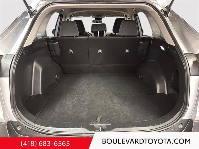 toyota RAV4 2025 - 18