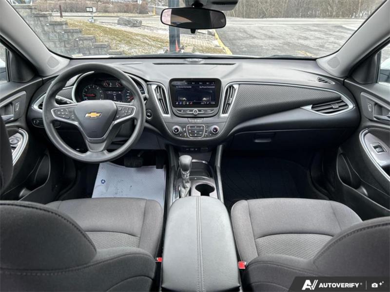 chevrolet Malibu 2023 - 27