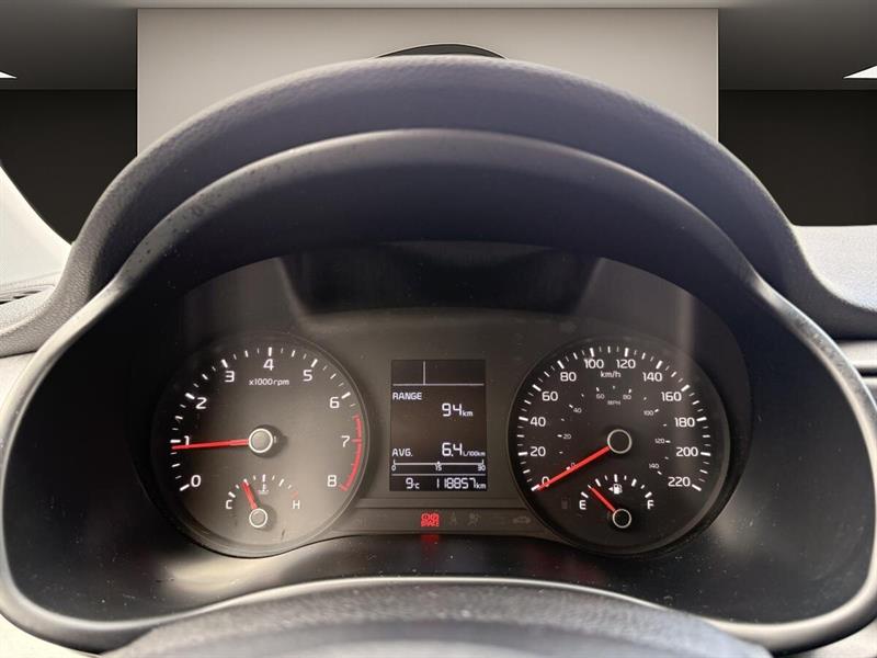 kia Rio5 2021 - 13