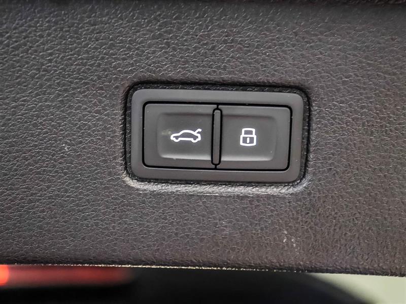 audi Q7 2022 - 18