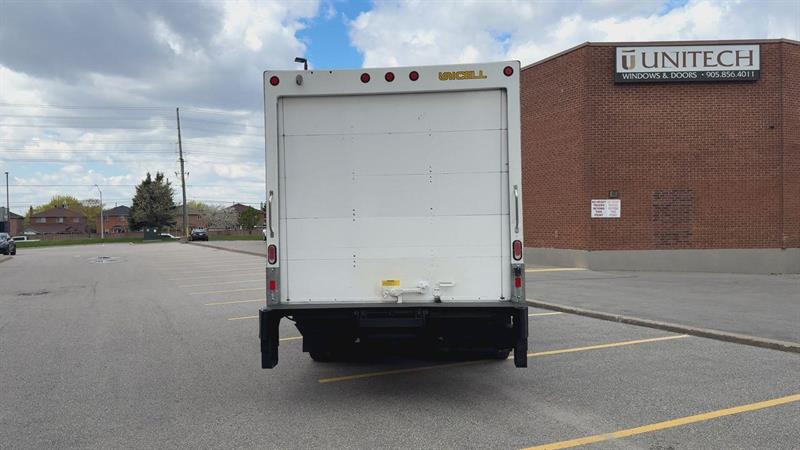 ford E-450 Cutaway 2019 - 8