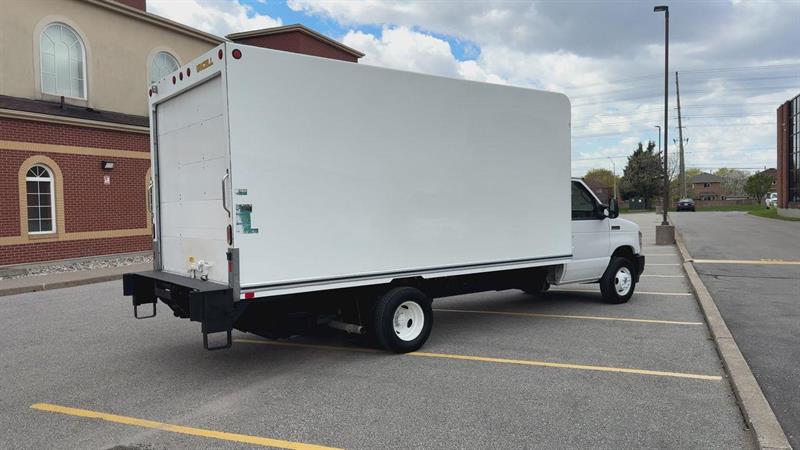 ford E-450 Cutaway 2019 - 9