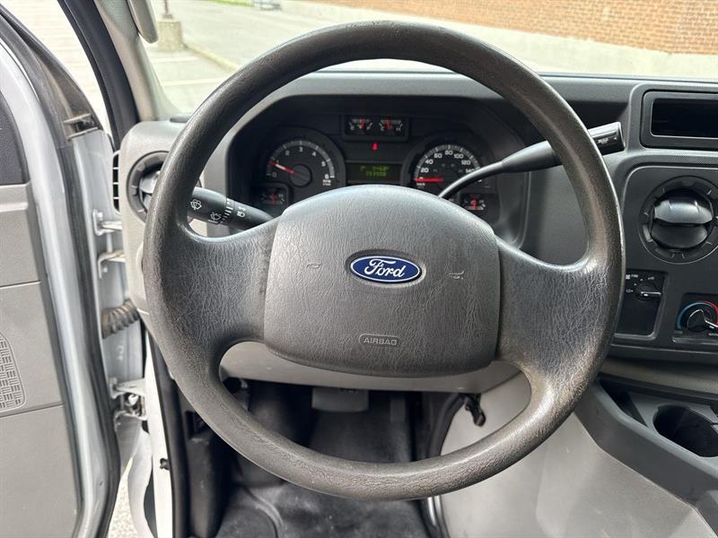 ford E-450 Cutaway 2019 - 13