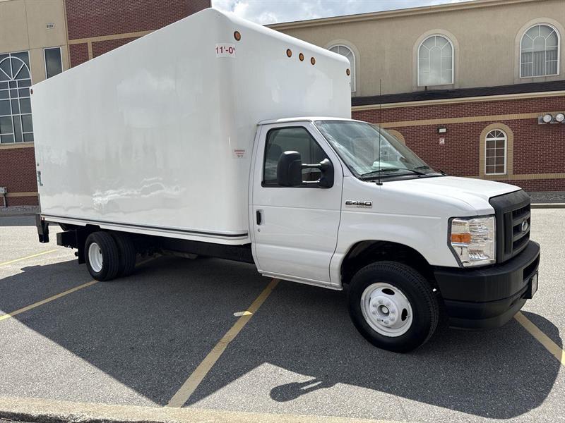 ford E-450 Cutaway 2019 - 27