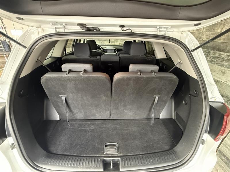 kia Sorento 2019 - 16