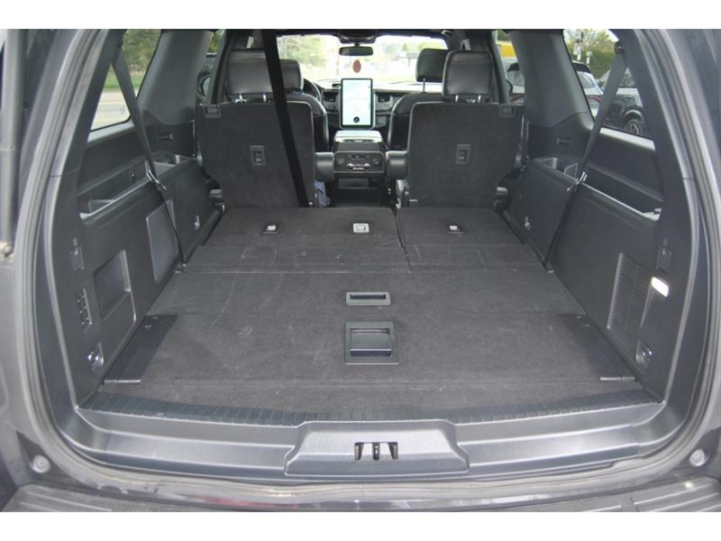 2022 Ford Expedition - Image 13
