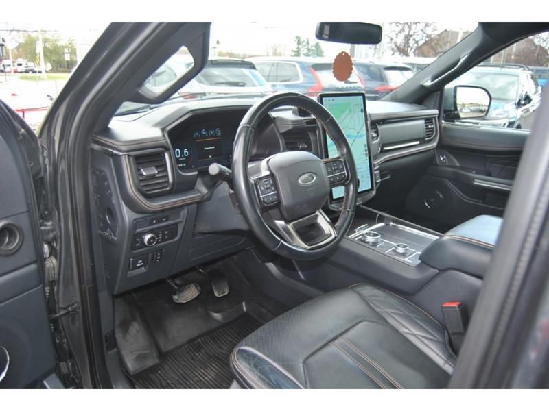 2022 Ford Expedition - Image 15