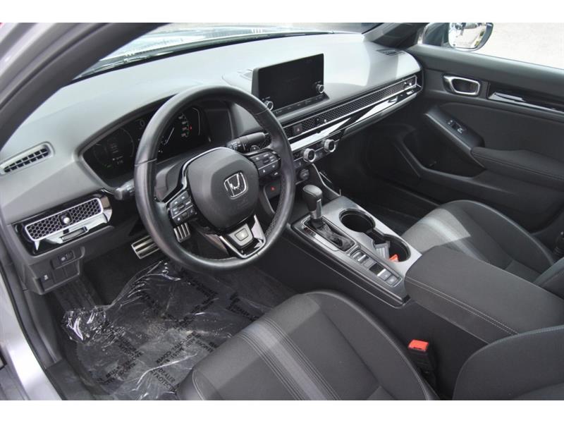 2025 Honda Civic - Image 12