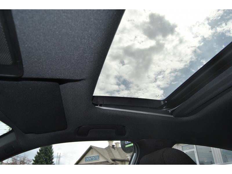 2025 Honda Civic - Image 21