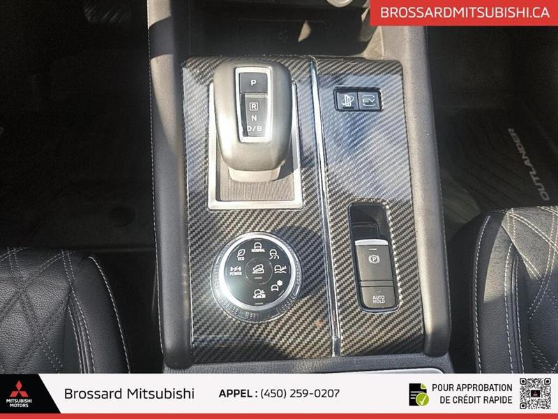 mitsubishi Outlander 2024 - 25