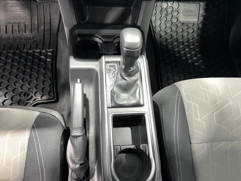 toyota Tacoma 2023 - 13