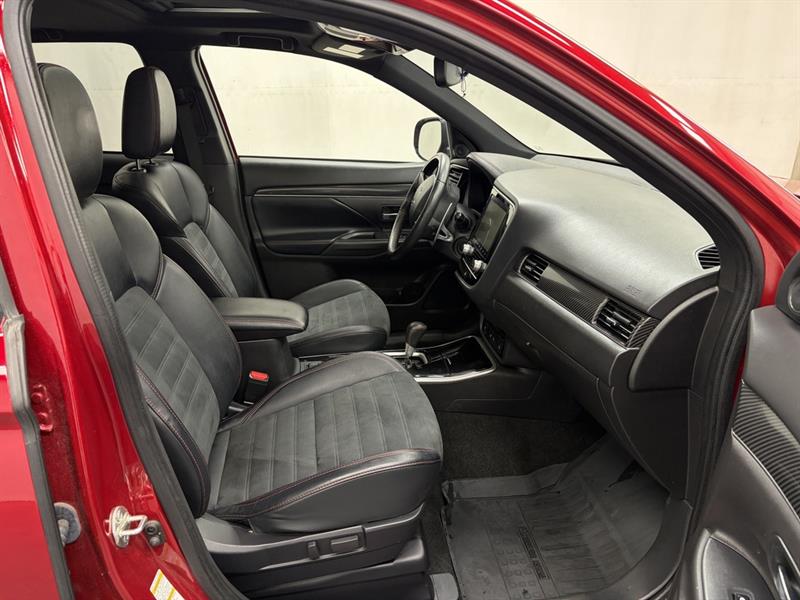 mitsubishi Outlander 2020 - 32