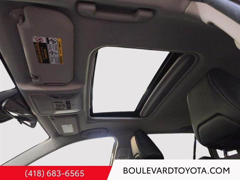 toyota RAV4 2022 - 11