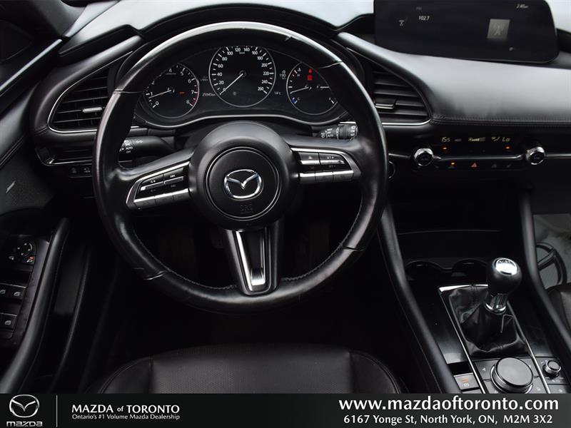 mazda Mazda3 Sport 2023 - 17