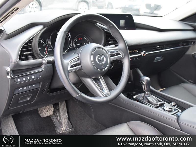 mazda Mazda3 2022 - 11
