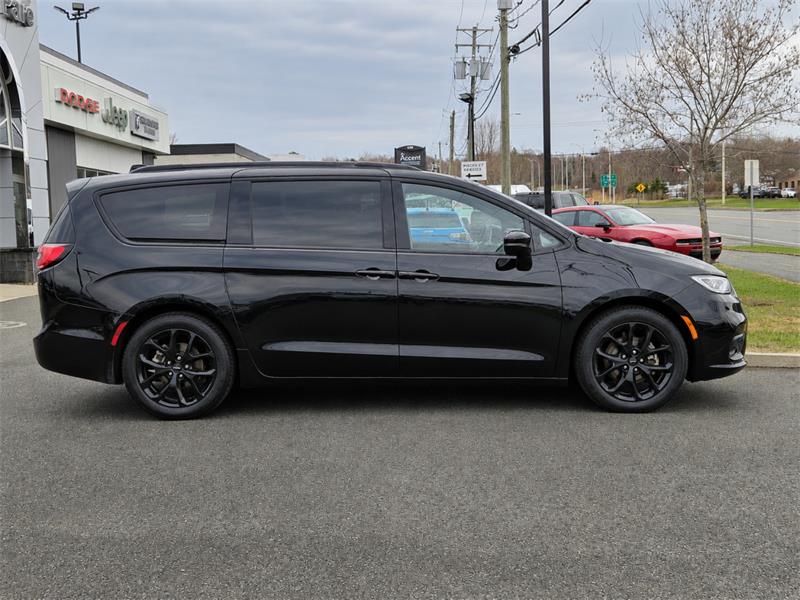 chrysler Pacifica 2025 - 6