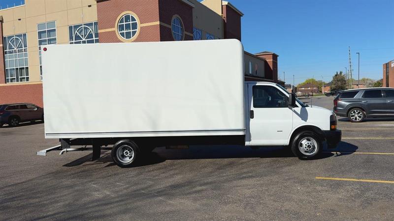 gmc Savana Cutaway 2019 - 2
