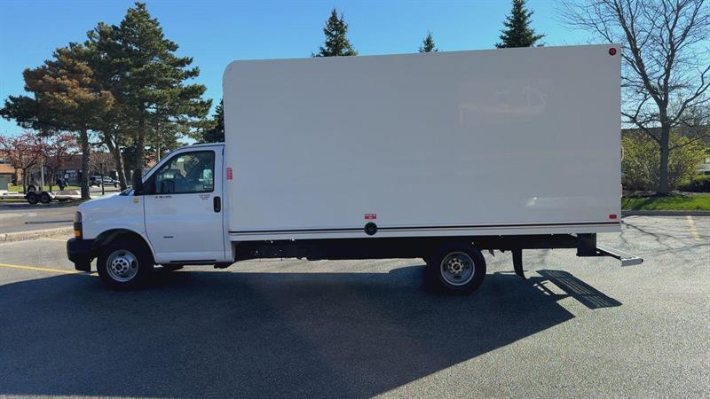 gmc Savana Cutaway 2019 - 6