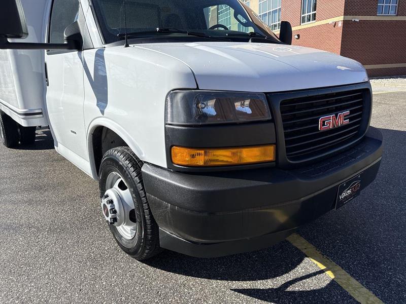 gmc Savana Cutaway 2019 - 21