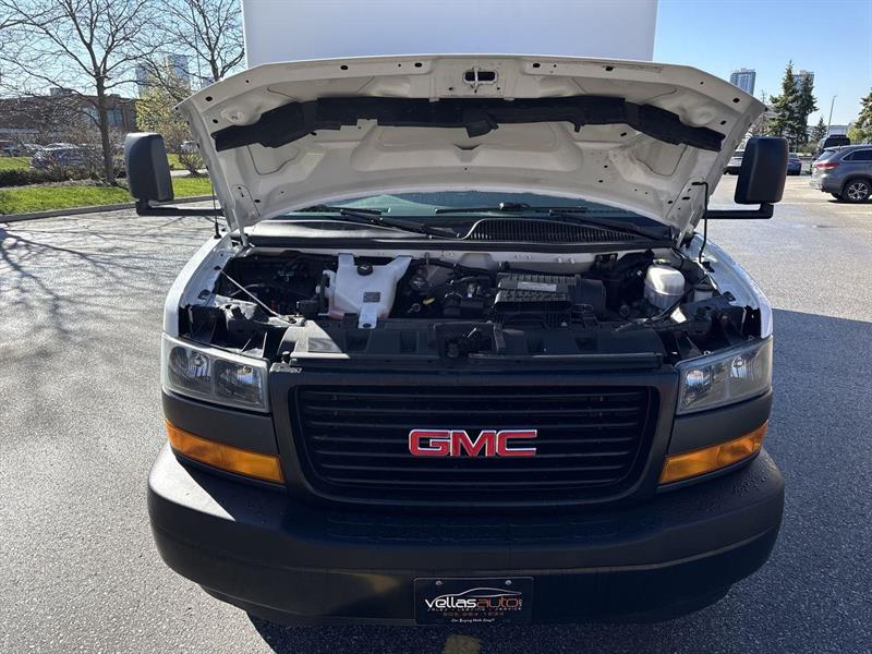 gmc Savana Cutaway 2019 - 22