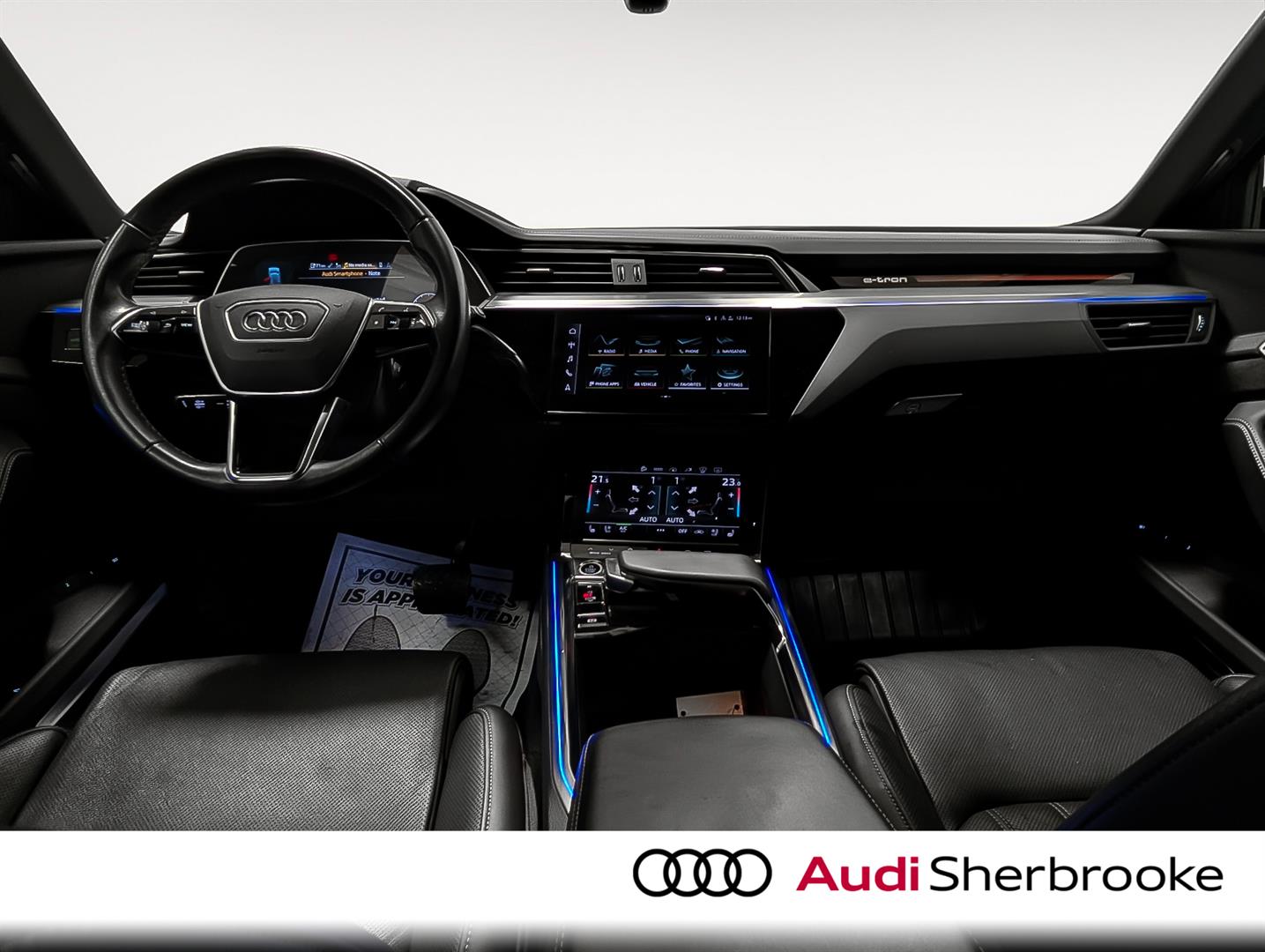 audi e-tron 2022 - 12