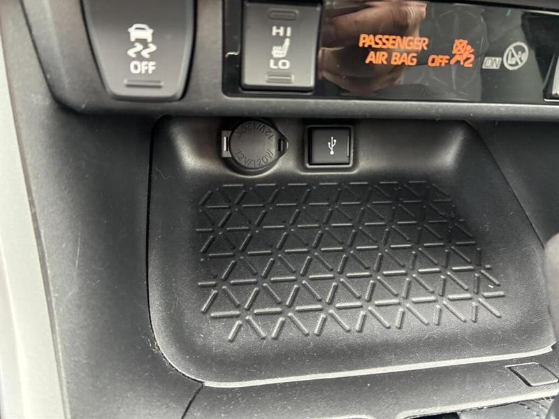 toyota RAV4 Hybrid 2022 - 26