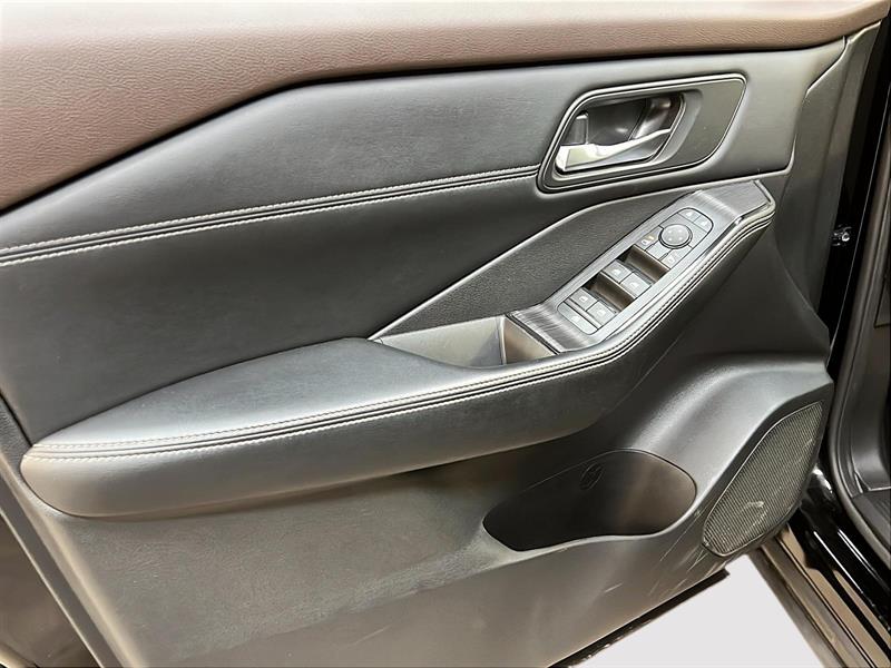 nissan Rogue 2023 - 25