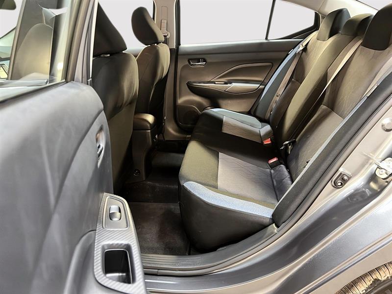nissan Versa 2025 - 9