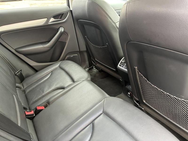 audi Q3 2016 - 17