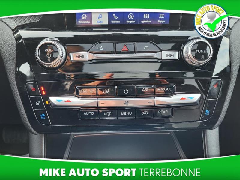 ford Explorer 2022 - 14