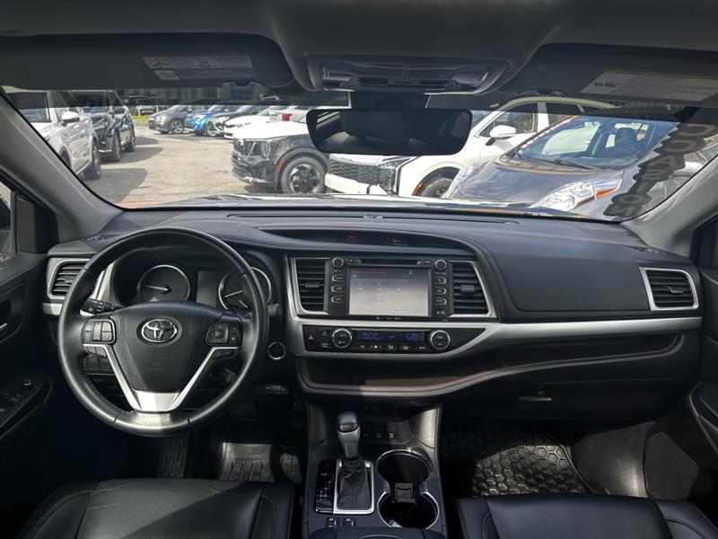 toyota Highlander 2019 - 17