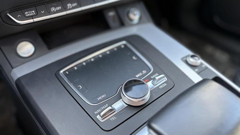 audi Q5 2018 - 29