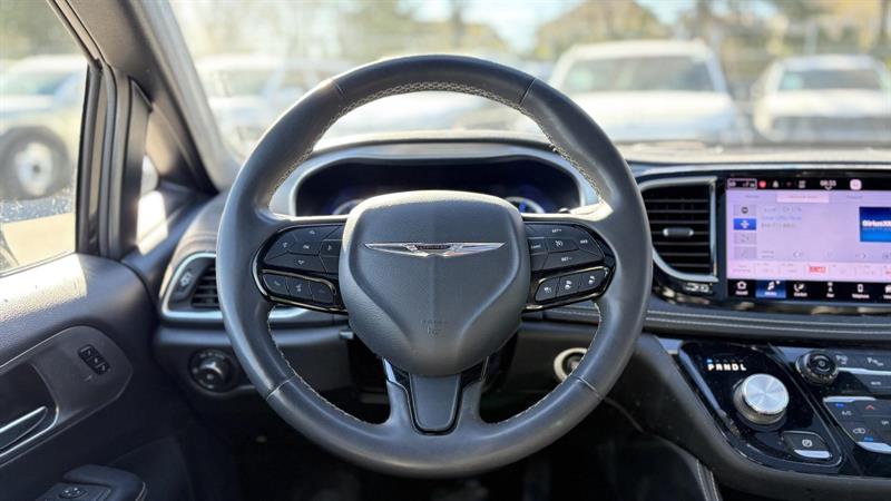 chrysler Pacifica Hybrid 2022 - 10