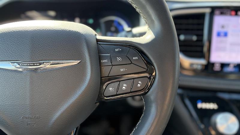chrysler Pacifica Hybrid 2022 - 23