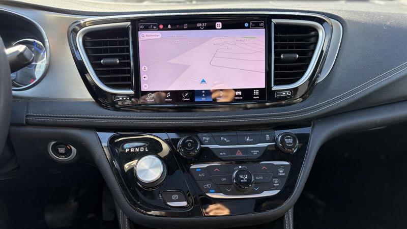chrysler Pacifica Hybrid 2022 - 26