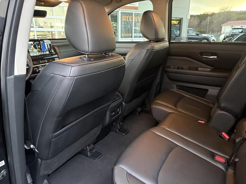 nissan Pathfinder 2024 - 12
