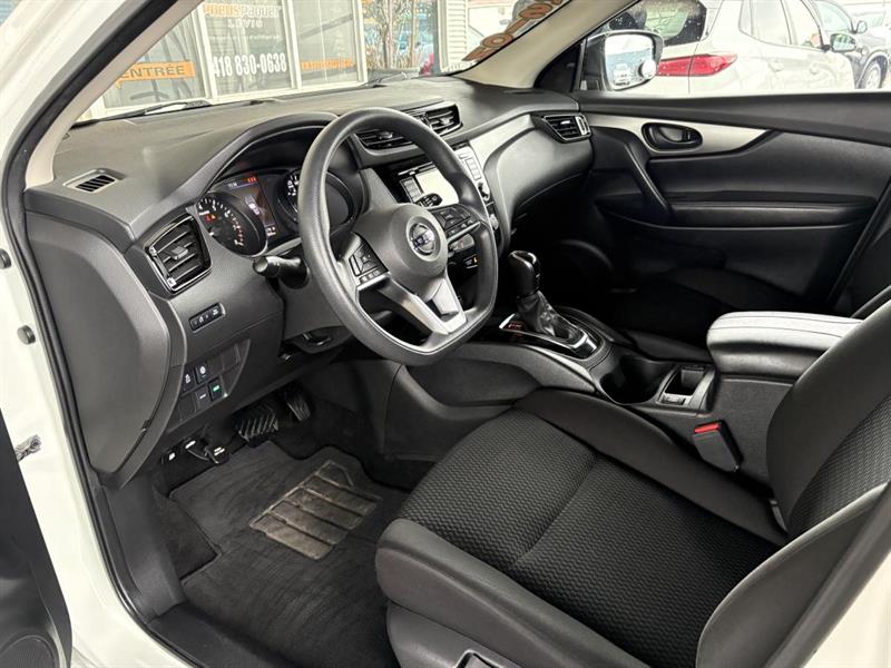 nissan Qashqai 2022 - 24