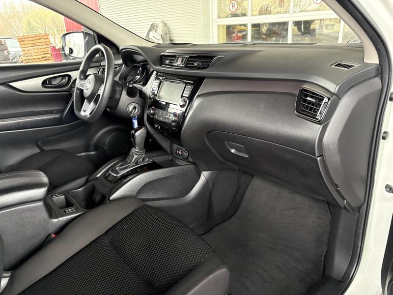 nissan Qashqai 2022 - 31