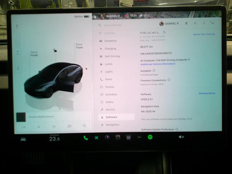 tesla Model 3 2024 - 16