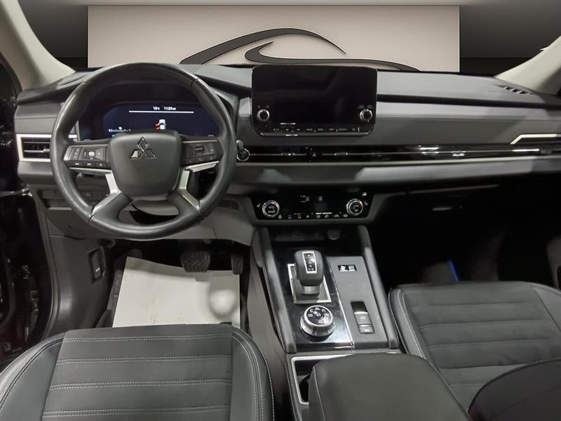 mitsubishi Outlander rechargeable 2024 - 4