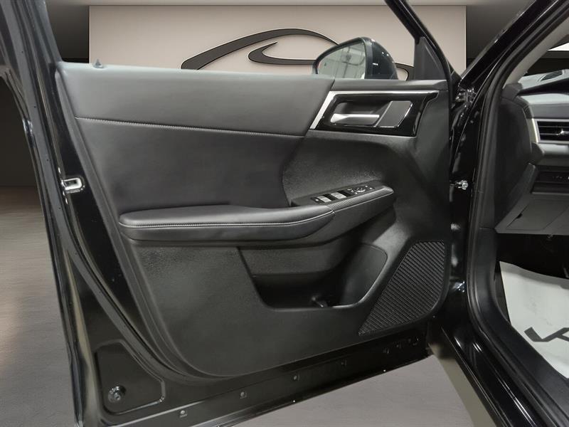 mitsubishi Outlander rechargeable 2024 - 18