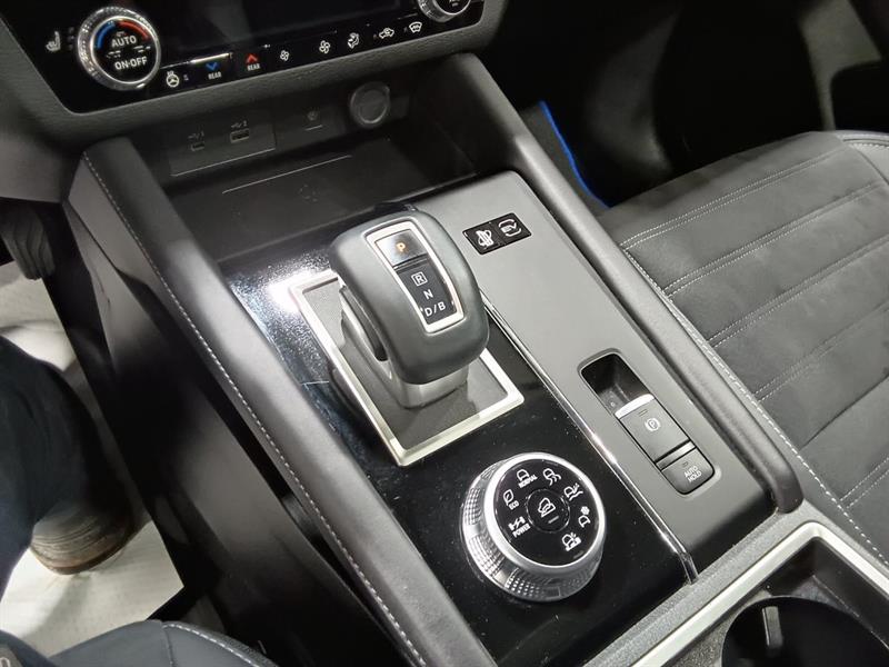 mitsubishi Outlander rechargeable 2024 - 20