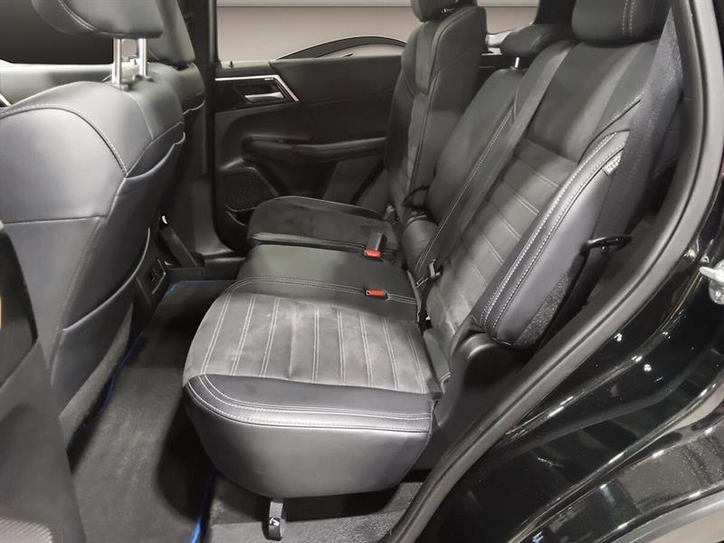 mitsubishi Outlander rechargeable 2024 - 22