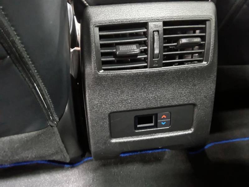 mitsubishi Outlander rechargeable 2024 - 30