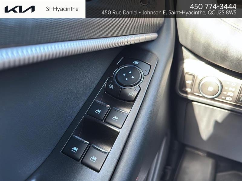 ford Explorer 2026 - 18
